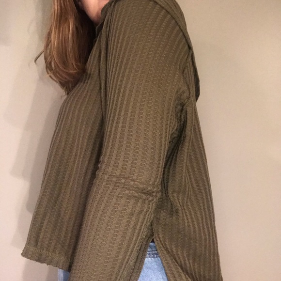 Cropped Sweater Size M - Picture 5 of 8